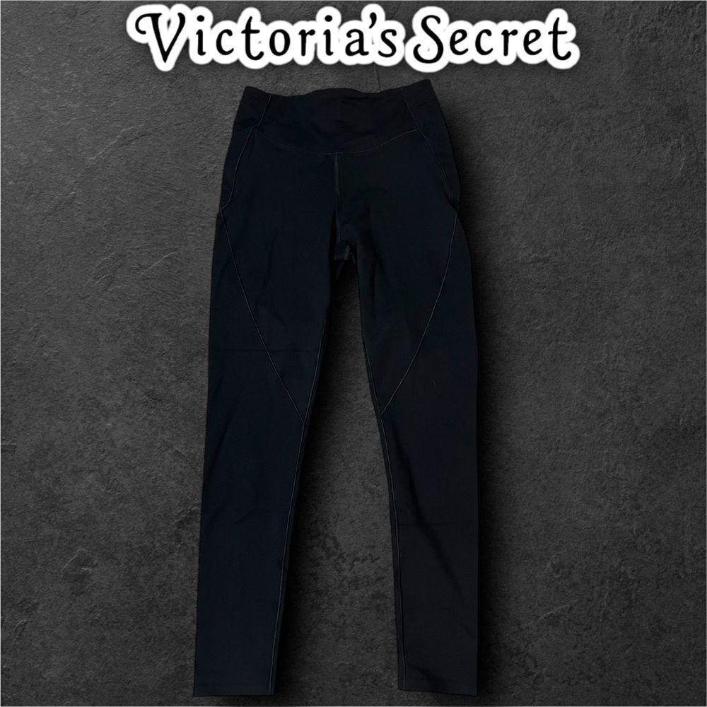 Preowned Victoria’s Secret VSX Flow Sweat On Point Soft Black Leggings - Small